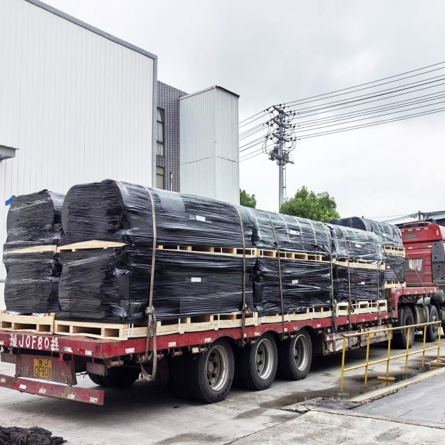 3000mm width PP poultry manure conveyor belts