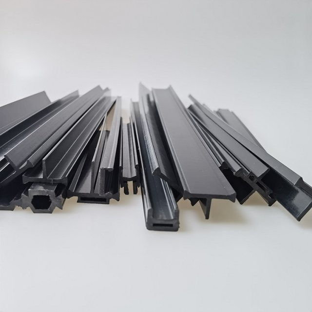 Custom polyamide profiles